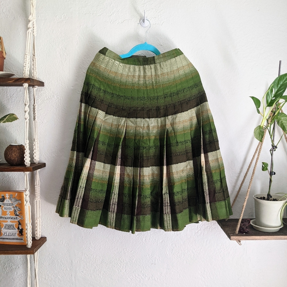 Vintage High Waisted Reversible Skirt!